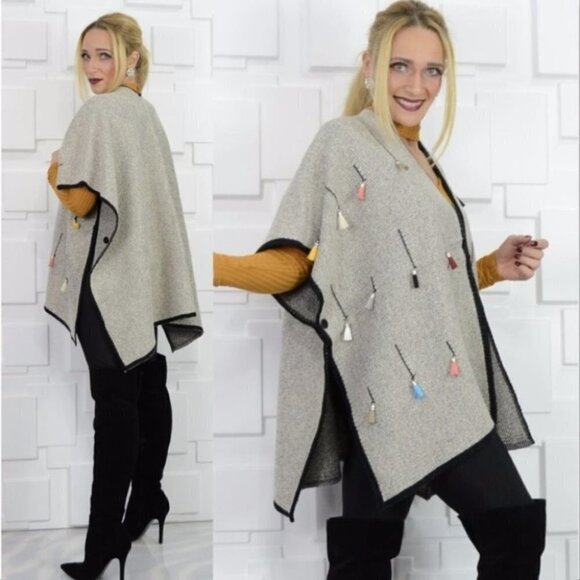 Poncho TASSEL DETAILED PONCHO SWEATER - Picture 4 of 4